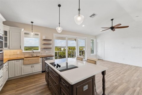 Villa ou maison à vendre à New Smyrna Beach, Floride: 4 chambres, 299.7 m2 № 2148782 - photo 14