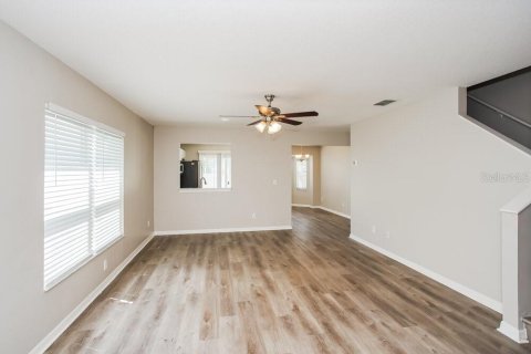 Villa ou maison à louer à Apollo Beach, Floride: 4 chambres, 144.46 m2 № 1880637 - photo 5