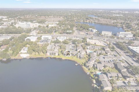 Condo in Altamonte Springs, Florida, 2 bedrooms № 2204477 - photo 27