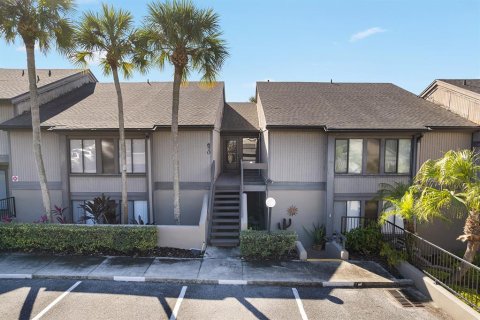 Condominio en Altamonte Springs, Florida, 2 dormitorios № 2204477