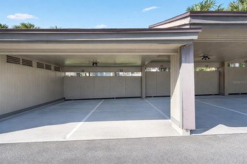 Condo in Altamonte Springs, Florida, 2 bedrooms № 2204477 - photo 23