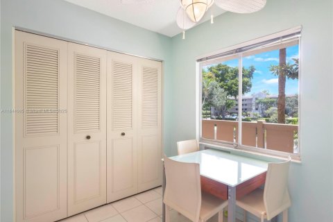 Condo in Delray Beach, Florida, 2 bedrooms  № 1839388 - photo 3