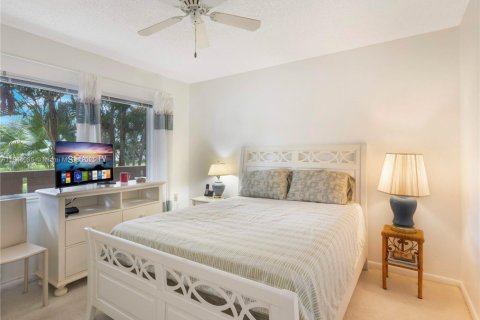 Condo in Delray Beach, Florida, 2 bedrooms  № 1839388 - photo 18