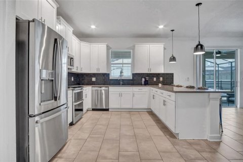 Villa ou maison à vendre à Kissimmee, Floride: 6 chambres, 349.31 m2 № 1550274 - photo 7