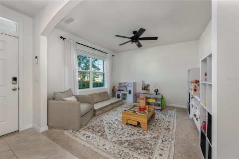 Villa ou maison à vendre à Sanford, Floride: 4 chambres, 225.94 m2 № 1899986 - photo 5