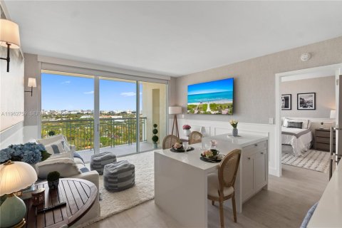 Condo in Miami, Florida, 2 bedrooms  № 2053037 - photo 4