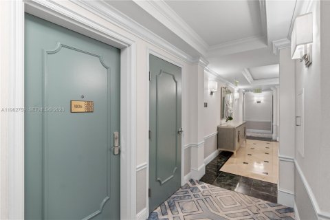 Condo in Miami, Florida, 2 bedrooms  № 2053037 - photo 6