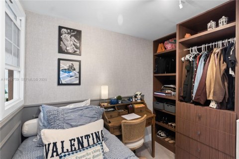 Condo in Miami, Florida, 2 bedrooms  № 2053037 - photo 23