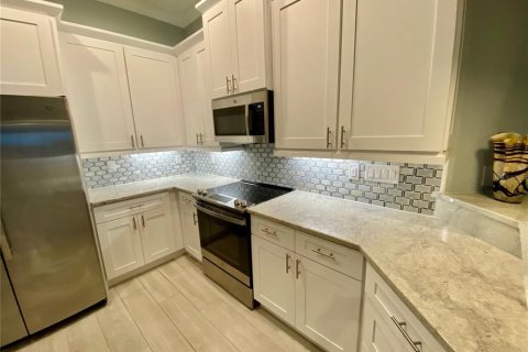 Condominio en alquiler en Bradenton, Florida, 2 dormitorios, 153.94 m2 № 1900266 - foto 10