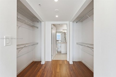 Купить кондоминиум в Майами-Бич, Флорида 2 спальни, 106.56м2, № 2069411 - фото 9