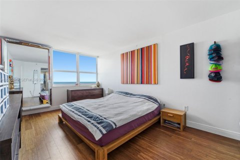 Купить кондоминиум в Майами-Бич, Флорида 2 спальни, 106.56м2, № 2069411 - фото 8