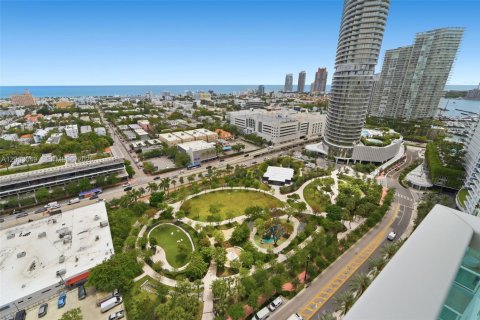 Купить кондоминиум в Майами-Бич, Флорида 2 спальни, 106.56м2, № 2069411 - фото 24