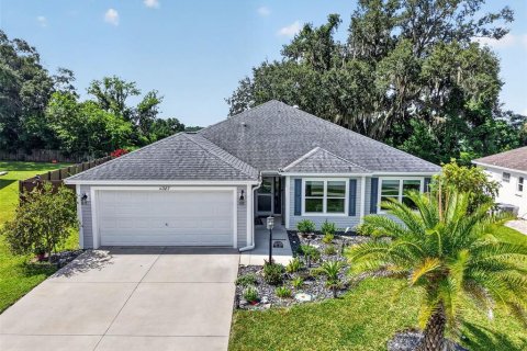 House in Oxford, Florida 4 bedrooms, 183.76 sq.m. № 2220398