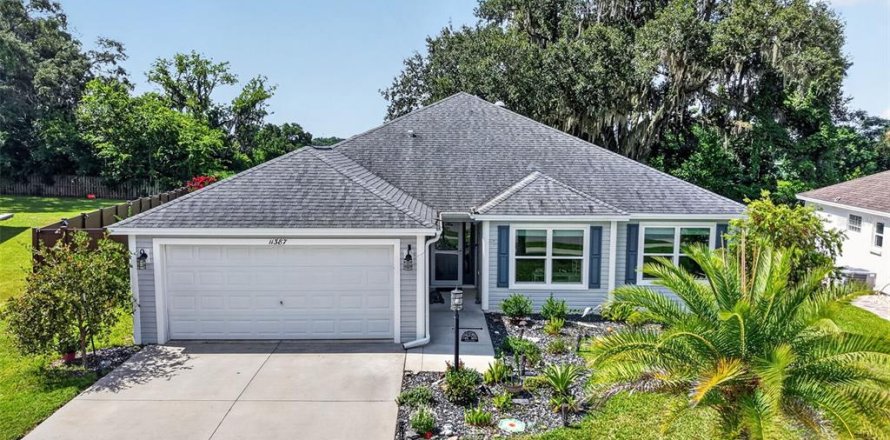 Casa en Oxford, Florida 4 dormitorios, 183.76 m2 № 2220398