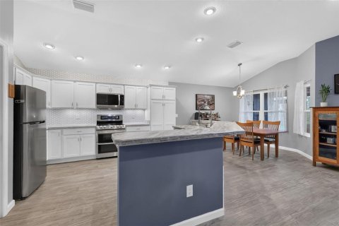 Casa en venta en Oxford, Florida, 4 dormitorios, 183.76 m2 № 2220398 - foto 12