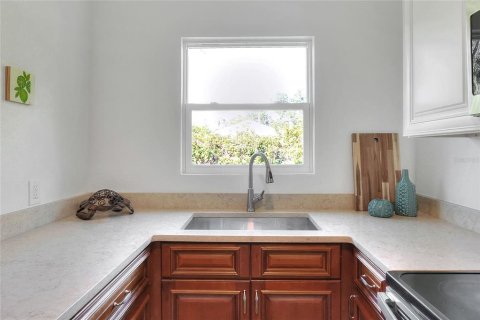 House in Plant City, Florida 3 bedrooms, 118.17 sq.m. № 1563485 - photo 7