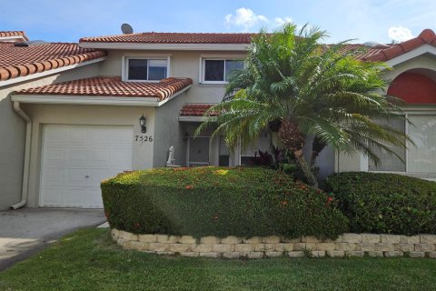 Townhouse in Margate, Florida 3 bedrooms, 162.58 sq.m. № 2262985