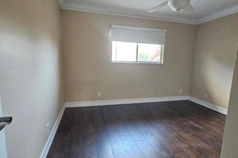 Townhouse in Margate, Florida 3 bedrooms, 162.58 sq.m. № 2262985 - photo 22