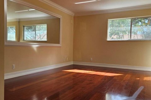 Townhouse in Margate, Florida 3 bedrooms, 162.58 sq.m. № 2262985 - photo 14