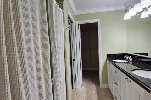 Townhouse in Margate, Florida 3 bedrooms, 162.58 sq.m. № 2262985 - photo 6