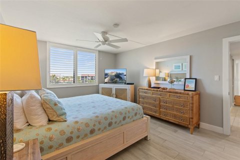Condo in Sarasota, Florida, 2 bedrooms № 2223143 - photo 27