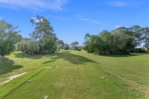 Casa en venta en Fort Pierce, Florida, 3 dormitorios, 163.14 m2 № 950106 - foto 1