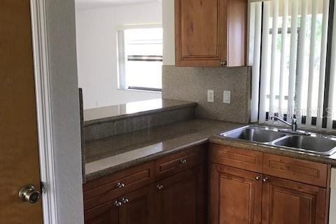 Casa en alquiler en Punta Gorda, Florida, 3 dormitorios, 104.98 m2 № 2098448 - foto 6