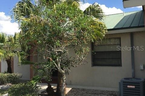 Casa en Punta Gorda, Florida 3 dormitorios, 104.98 m2 № 2098448