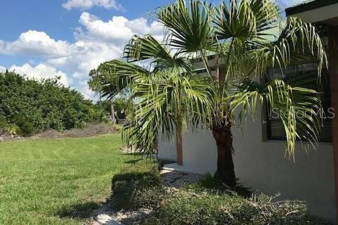 Casa en alquiler en Punta Gorda, Florida, 3 dormitorios, 104.98 m2 № 2098448 - foto 2
