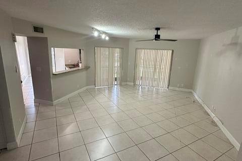 Touwnhouse à louer à Plantation, Floride: 3 chambres, 137.68 m2 № 2249341 - photo 13