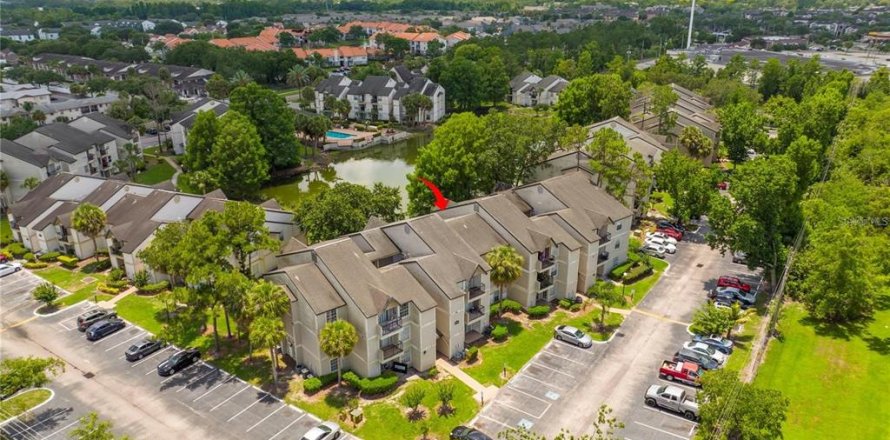 Condominio en Orlando, Florida, 2 dormitorios  № 1675332
