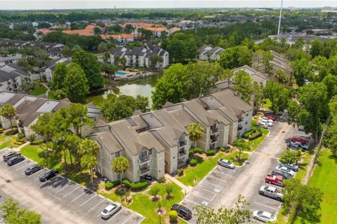 Condominio en venta en Orlando, Florida, 2 dormitorios, 80.27 m2 № 1675332 - foto 2
