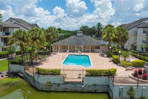 Condominio en venta en Orlando, Florida, 2 dormitorios, 80.27 m2 № 1675332 - foto 6