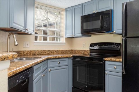 Condominio en venta en Orlando, Florida, 2 dormitorios, 80.27 m2 № 1675332 - foto 24