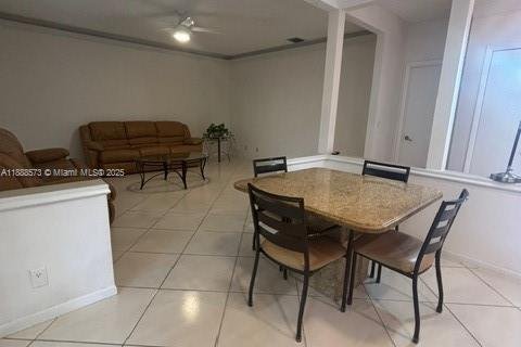 House in Boca Raton, Florida 4 bedrooms, 212.56 sq.m. № 1946489 - photo 22