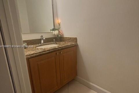 House in Boca Raton, Florida 4 bedrooms, 212.56 sq.m. № 1946489 - photo 11