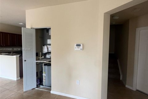 Apartment in Doral, Florida 2 bedrooms, 111.95 sq.m. № 2086899 - photo 5