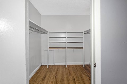 Condominio en alquiler en Tampa, Florida, 2 dormitorios, 101.64 m2 № 1915517 - foto 19