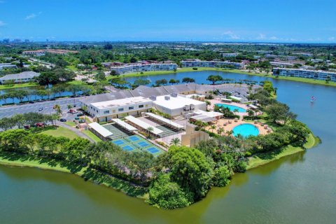 Copropriété à vendre à West Palm Beach, Floride: 1 chambre, 66.89 m2 № 1099988 - photo 1