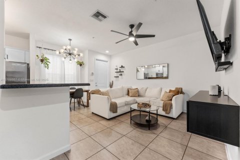 Townhouse in Pompano Beach, Florida 3 bedrooms, 147.34 sq.m. № 1671017 - photo 8