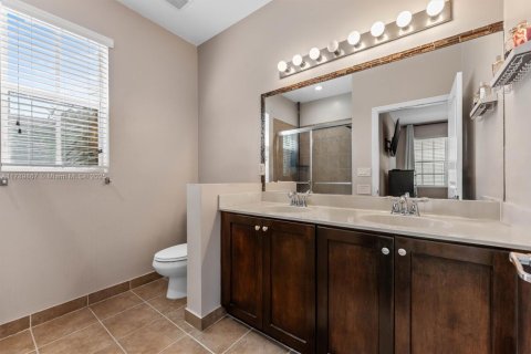 Townhouse in Pompano Beach, Florida 3 bedrooms, 147.34 sq.m. № 1671017 - photo 16