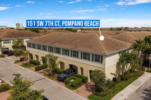 Townhouse in Pompano Beach, Florida 3 bedrooms, 147.34 sq.m. № 1671017 - photo 24