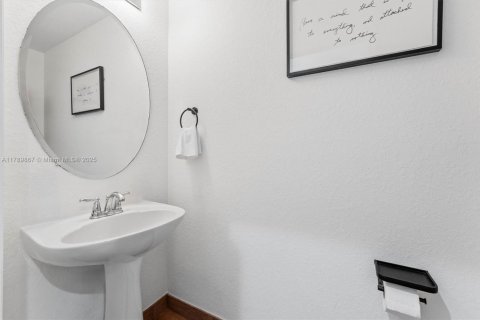 Townhouse in Pompano Beach, Florida 3 bedrooms, 147.34 sq.m. № 1671017 - photo 18