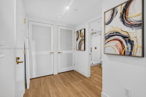 Copropriété à vendre à Miami, Floride: 1 chambre, 42.83 m2 № 2432991 - photo 13