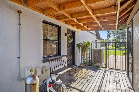 Villa ou maison à vendre à Ocala, Floride: 4 chambres, 326.09 m2 № 2306092 - photo 6
