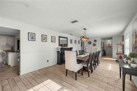 Villa ou maison à vendre à Ocala, Floride: 4 chambres, 326.09 m2 № 2306092 - photo 18