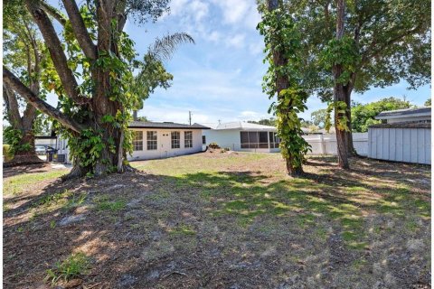 Casa en venta en Auburndale, Florida, 3 dormitorios, 85.28 m2 № 1915657 - foto 14