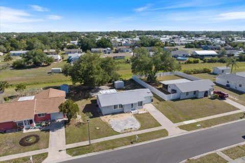 Villa ou maison à vendre à North Port, Floride: 2 chambres, 84.73 m2 № 2123637 - photo 6