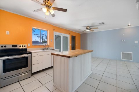Villa ou maison à vendre à North Port, Floride: 2 chambres, 84.73 m2 № 2123637 - photo 15