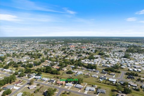 Villa ou maison à vendre à North Port, Floride: 2 chambres, 84.73 m2 № 2123637 - photo 7
